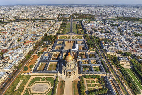 Panoramic aerial view of Les Invalides museum and the gardens in Paris downtown, France. - AAEF14634