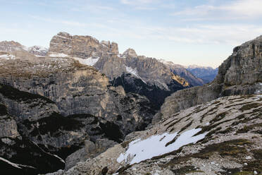 Italien, Südtirol, Drei Zinnen von Lavaredo und Umgebung - JUBF00416