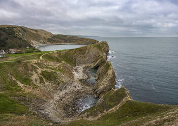 UK, England, Stair Hole Bucht entlang der Jurassic Coast - TOVF00297