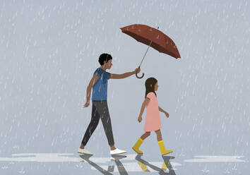 Vater hält Regenschirm über Tochter, die im Regen spazieren geht - FSIF06054
