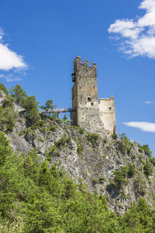 Österreich, Tirol, Stanz bei Landeck, Ruine der Burg Schrofenstein - AIF00764
