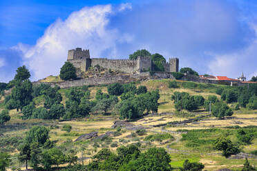 Blick auf die Burg, Trancoso, Serra da Estrela, Centro, Portugal, Europa - RHPLF22218