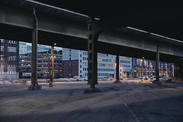 Brücke und Straße in Liljeholmen, Stockholm - FOLF11613