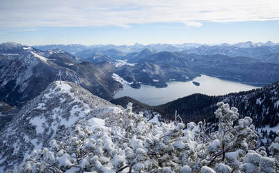 Schöner Walchensee und Bayerische Voralpen vom Herzogstand aus gesehen, Bayern, Deutschland - PSBHF00020