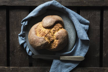 Studio shot of loaf of homemade pumpkin bread - EVGF04051