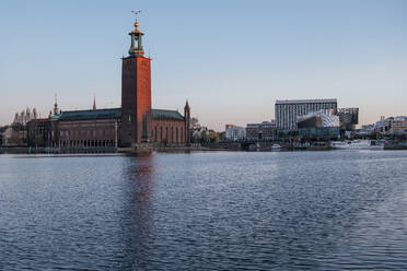 Stockholmer Rathaus in der Morgendämmerung, Stockholm, Sodermanland und Uppland, Schweden, Skandinavien, Europa - RHPLF22557