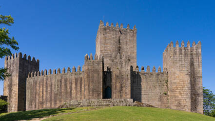 Burg von Guimaraes, UNESCO-Weltkulturerbe, Guimaraes, Norte, Portugal, Europa - RHPLF22587