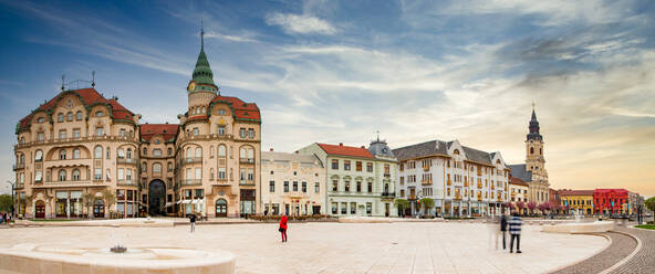 Historische Gebäude in Oradea, Rumänien, Europa - RHPLF22603