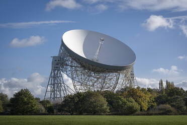 Das Lovell-Radioteleskop, Jodrell Bank, nahe Goostrey, Cheshire, England, Vereinigtes Königreich, Europa - RHPLF22628