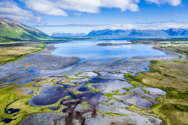 Norwegen, Nordland, Drohnenansicht der Küstenlinie der Insel Andoya - STSF03383