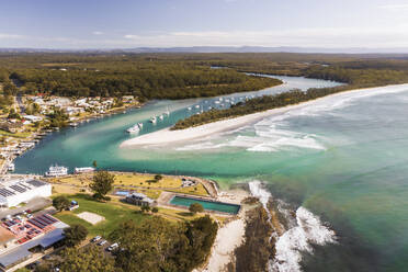 Luftaufnahme von Booten in der Bucht von Huskisson, New South Wales, Australien. - AAEF15272