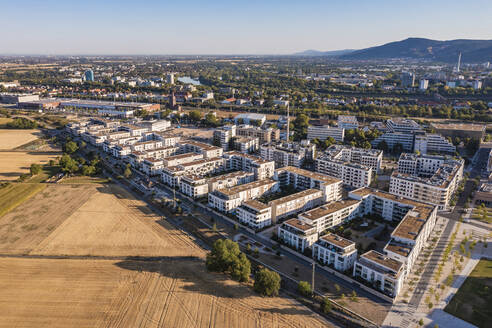 Deutschland, Baden-Württemberg, Heidelberg, Luftaufnahme der Passivhaussiedlung Bahnstadt - WDF07033