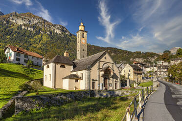 Historisches Zentrum und Pfarrkirche von Croveo, Baceno, Valle Antigorio, Verbano Cusio Ossola, Piemont, Italien, Europa - RHPLF22968