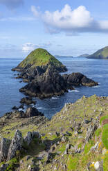 Irland, Blick auf die Dingle-Halbinsel und die umliegenden Inseln - FCF02089