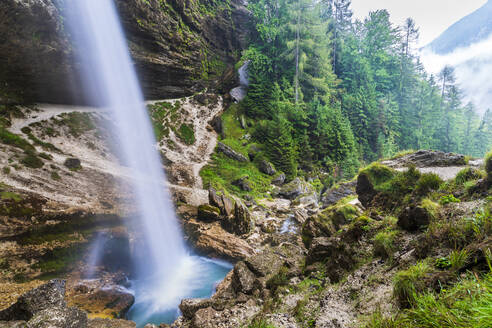 Slowenien, Wasserfall Slap Pericnik im Vrata-Tal - STSF03507