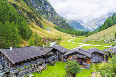 Österreich, Chalets im Gschlosstal - STSF03528