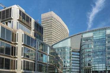 UK, England, London, Modern buildings at Queen Victoria Street - TAMF03505