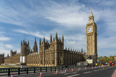 UK, England, London, Westminster Bridge und Palast von Westminster - TAMF03514