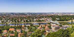 Deutschland, Sachsen, Dresden, Panoramablick auf den Stadtteil Loschwitz - WDF07091