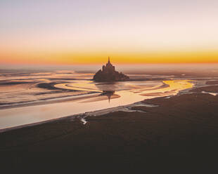 Luftaufnahme des Mont Saint Michel, Region Normandie, Frankreich. - AAEF16010