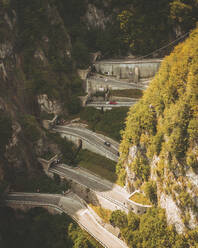 Luftaufnahme des Passo San Boldo, Italien. - AAEF16217