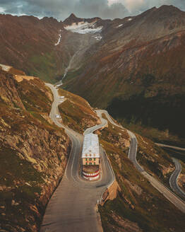 Luftaufnahme des Hotels Belvedere, Furkapass, Schweiz. - AAEF16288