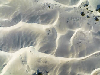 Luftaufnahme des Mullet Lake Nature Reserve mit Sanddünen, Westaustralien, Australien. - AAEF16476