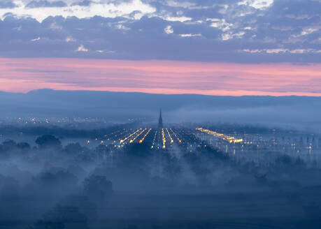 Germany, Baden-Wurttemberg, Radolfzell, Fog-shrouded town at dawn - BSTF00221