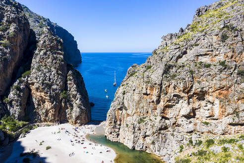 Landschaftliche Ansicht des Strandes von Mallorca, Spanien - AMF09672