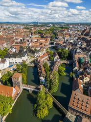 Deutschland, Bayern, Nürnberg, Die Pegnitz fließt durch die historische Altstadt - TAMF03692