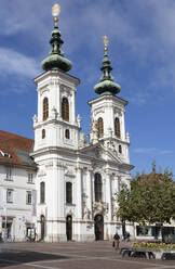 Österreich, Steiermark, Graz, Fassade der Mariahilferkirche - FCF02118