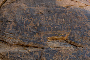 Saudi Arabia, Hail Province, Jubbah, Ancient petroglyphs of Jebel Umm Sanman - RUNF04828