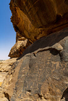 Saudi-Arabien, Provinz Hail, Jubbah, Alte Petroglyphen von Jebel Umm Sanman - RUNF04830