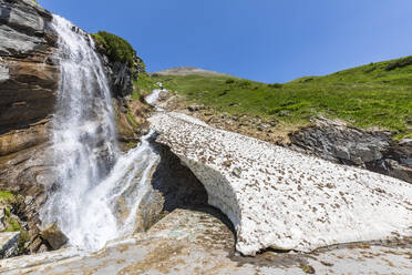 Österreich, Kärnten, Energiedusche-Wasserfall im Nationalpark Hohe Tauern - FOF13389