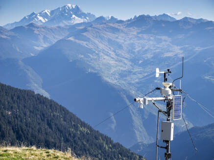 France, Auvergne-Rhone-Alpes, Environmental measuring station in Vanoise National Park - LAF02802