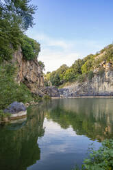 Italien, Latium, Klippen um den Lago Pellicone - MAMF02408