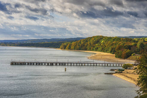 Polen, Pommern, Gdynia, Orlowo Pier und Umgebung - ABOF00868