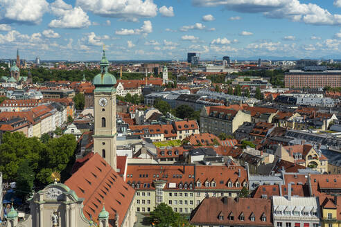 Germany, Munich, Heilig-Geist-Kirche and surrounding buildings - TAMF03866