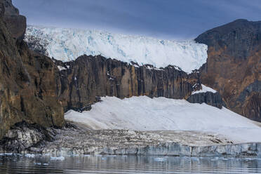 Croft Bay, James Ross Island, Weddell Sea, Antarctica, Polar Regions - RHPLF23403