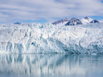 A view of the Lilliehookbreen (Lilliehook Glacier) on the North West side of Spitsbergen, Svalbard, Norway, Europe - RHPLF23416