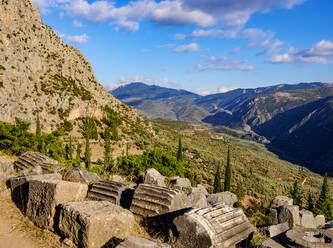 Archäologische Stätte von Delphi, Tal des Flusses Pleistos, Delphi, UNESCO-Weltkulturerbe, Phokis, Griechenland, Europa - RHPLF23469