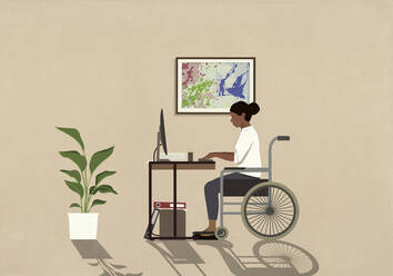 Frau im Rollstuhl arbeitet am Computer im Heimbüro - FSIF06223