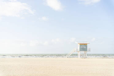 Lifeguard hut at beach on sunny day - CHPF00864