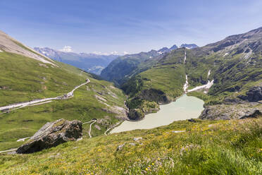 Austria, Carinthia, View of Margaritze Reservoir along Grossglockner High Alpine Road - FOF13406