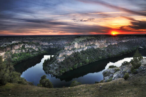 Sonnenuntergang im Naturpark der Hoces del río del Duratón - CAVF96796