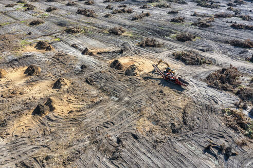 Luftaufnahme einer Baustelle für ein Wohngebiet in Vero Beach, Florida, Vereinigte Staaten. - AAEF17364