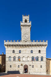 Italien, Toskana, Montepulciano, Fassade des historischen Rathauses - FOF13596
