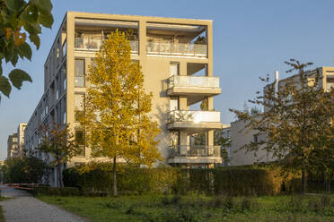 Germany, Bavaria, Munich, Modern apartment buildings - MAMF02754