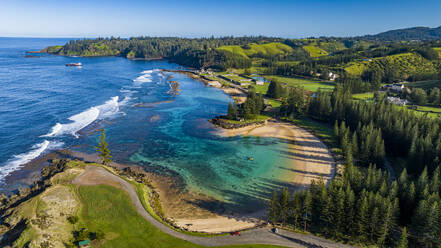 Luftaufnahme der Emily Bay, UNESCO-Weltkulturerbe, Norfolkinsel, Australien, Pazifik - RHPLF23676