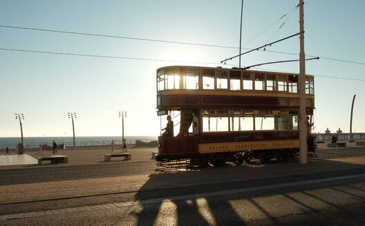 Traditionelle Blackpooler Straßenbahn, Blackpool, Lancashire, England, Vereinigtes Königreich, Europa - RHPLF23808